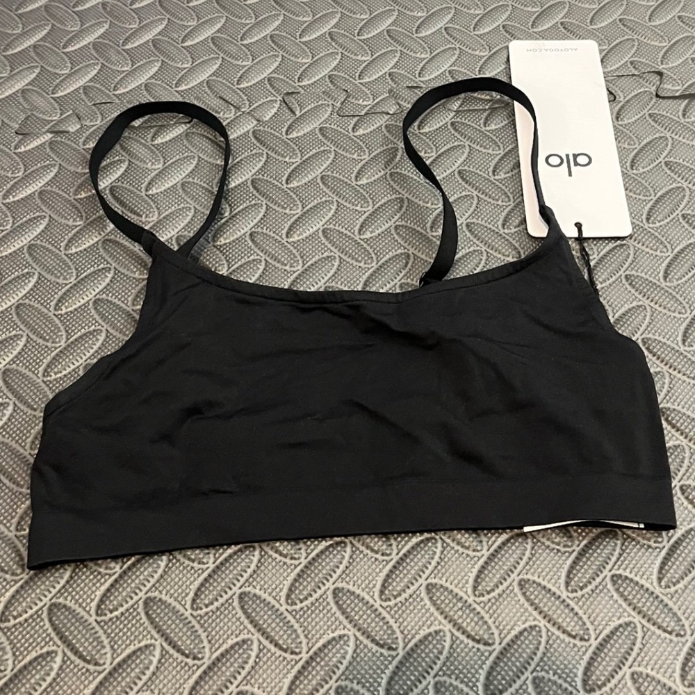 Alo Yoga Sheer Glow Bra Womens S Black Lightweight Adjustable Straps W9760R